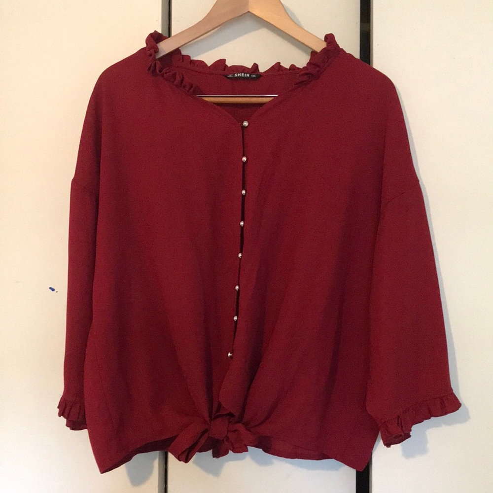 SHEIN Slightly Cropped Top
